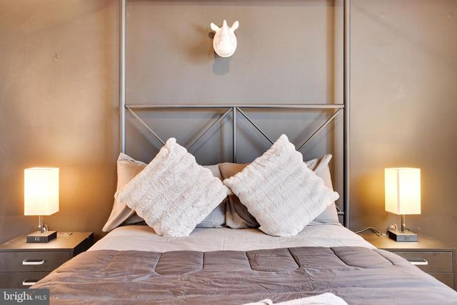 163 CAMBRIDGE CT, Bushkill, PA 18324