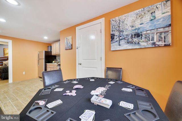 163 CAMBRIDGE CT, Bushkill, PA 18324