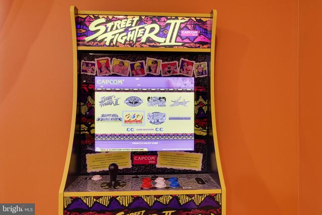 163 CAMBRIDGE CT, Bushkill, PA 18324