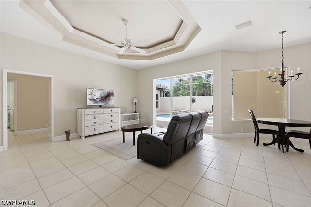 9227 Troon Lakes DR, Naples, FL 34109