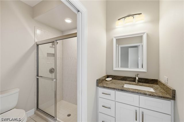 9227 Troon Lakes DR, Naples, FL 34109