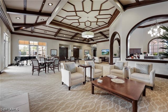 9227 Troon Lakes DR, Naples, FL 34109