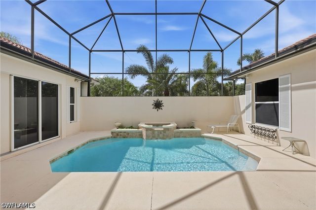 9227 Troon Lakes DR, Naples, FL 34109