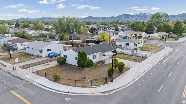 4155 W 4715 S, Kearns, UT 84118