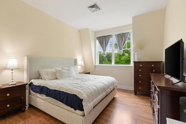 295 Salem St 98, Woburn, MA 01801