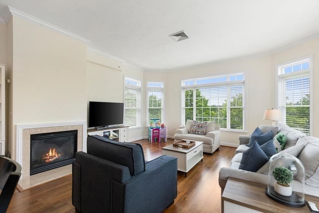 295 Salem St 98, Woburn, MA 01801