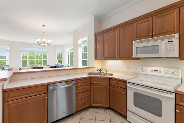 295 Salem St 98, Woburn, MA 01801