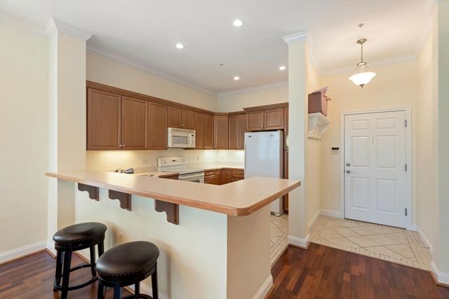 295 Salem St 98, Woburn, MA 01801