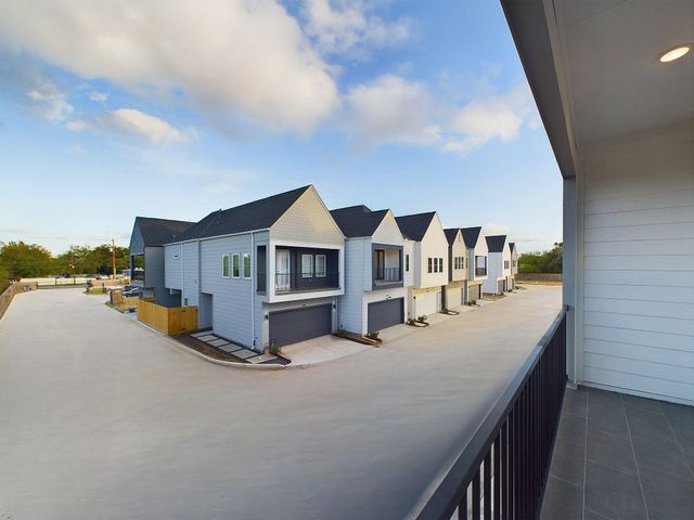 3004 Jensen Springs Lane, Houston, TX 77026