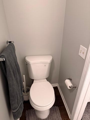 5627 Green Circle Drive 219, Hopkins, MN 55343