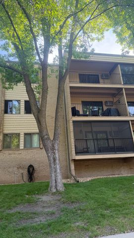 5627 Green Circle Drive 219, Hopkins, MN 55343