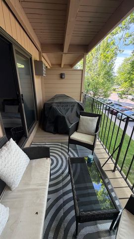 5627 Green Circle Drive 219, Hopkins, MN 55343
