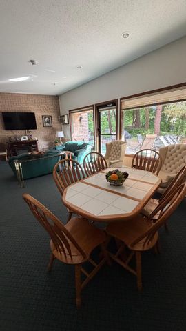 5627 Green Circle Drive 219, Hopkins, MN 55343