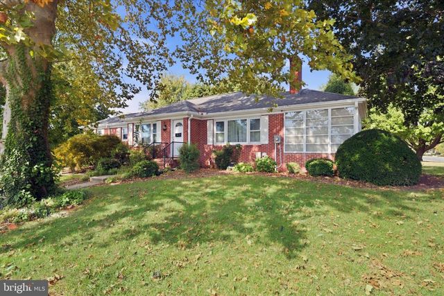 5 WYOMING AVE, Dover, DE 19904