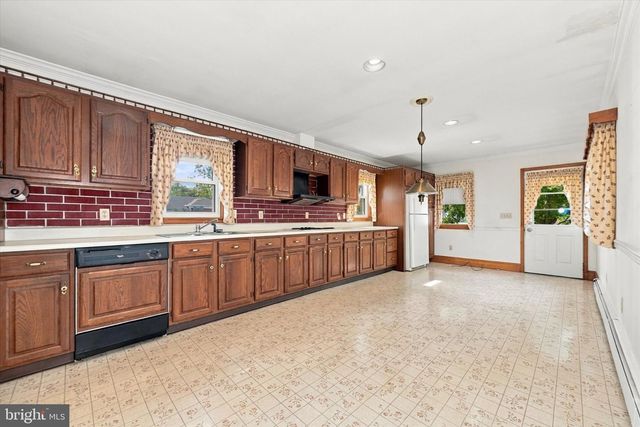 5 WYOMING AVE, Dover, DE 19904