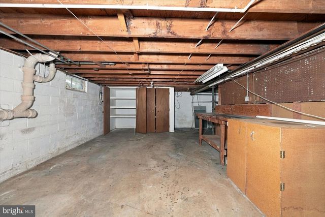 5 WYOMING AVE, Dover, DE 19904