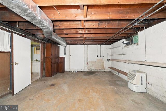 5 WYOMING AVE, Dover, DE 19904