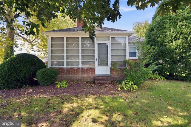 5 WYOMING AVE, Dover, DE 19904