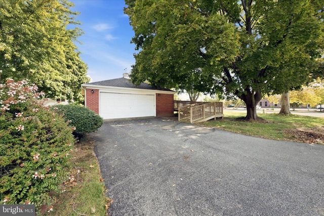 5 WYOMING AVE, Dover, DE 19904