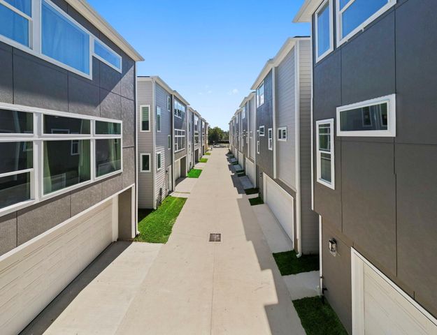 4017 Ward Street, Houston, TX 77021