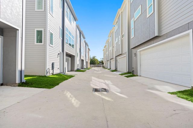 4017 Ward Street, Houston, TX 77021