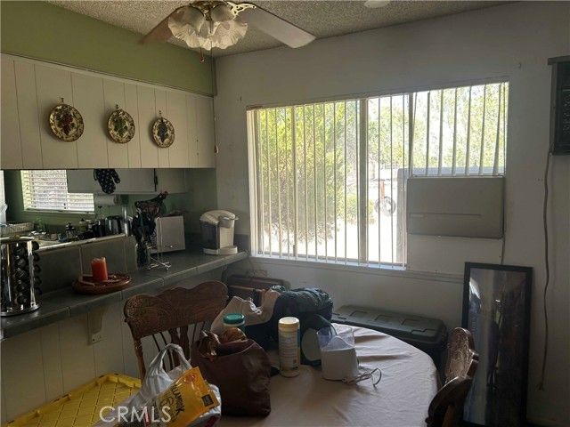 9922 Victor Avenue, Hesperia, CA 92345