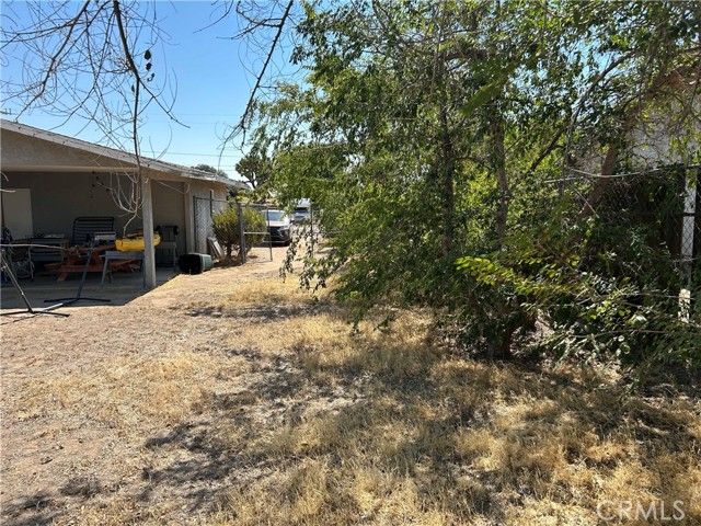 9922 Victor Avenue, Hesperia, CA 92345