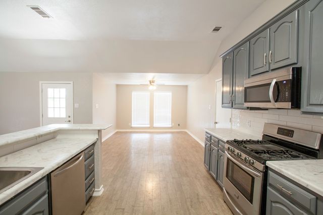 10686 Rose Bud Court, Mckinney, TX 75072