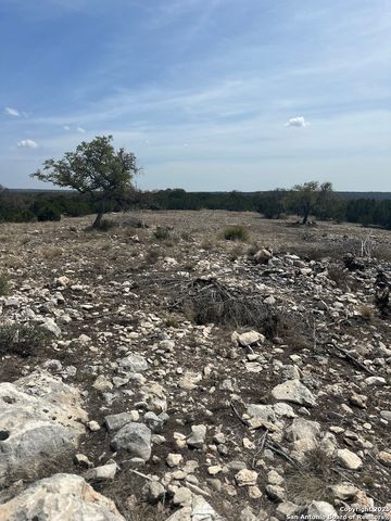 3190 Sd 24910, Rocksprings, TX 78880
