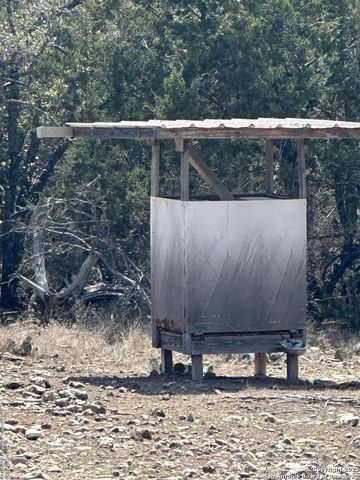 3190 Sd 24910, Rocksprings, TX 78880