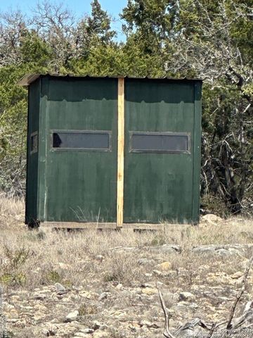 3190 Sd 24910, Rocksprings, TX 78880