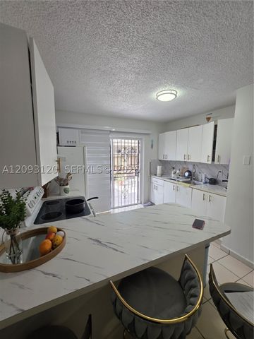 7673 W 29th Ln 102-47, Hialeah, FL 33018