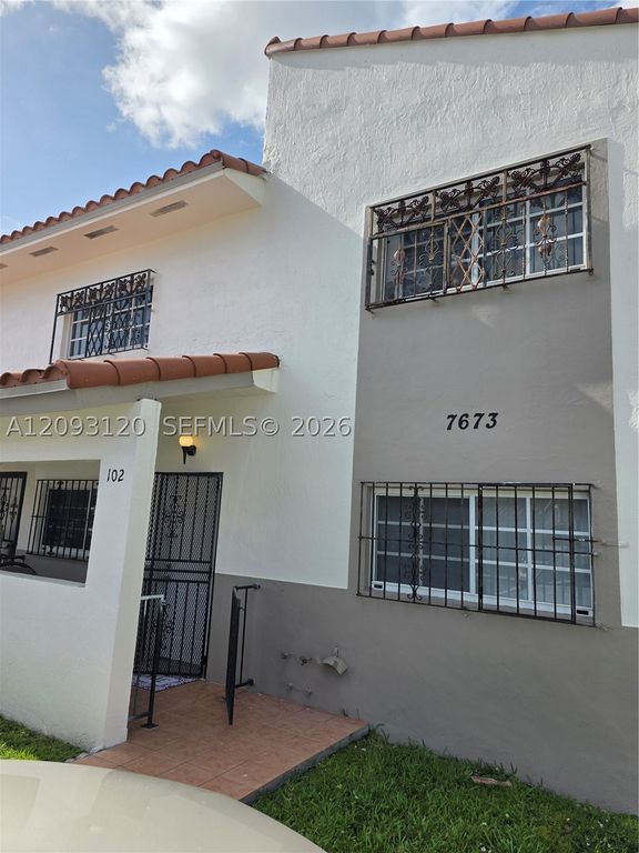 7673 W 29th Ln 102-47, Hialeah, FL 33018