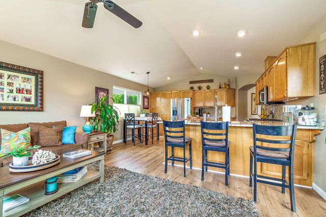 732 Cherrywood Drive, Medford, OR 97504