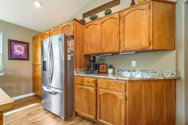 732 Cherrywood Drive, Medford, OR 97504