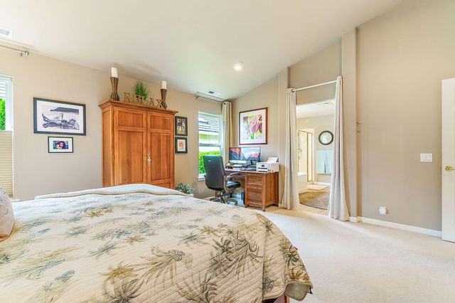 732 Cherrywood Drive, Medford, OR 97504