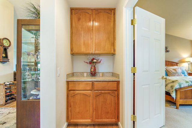 732 Cherrywood Drive, Medford, OR 97504