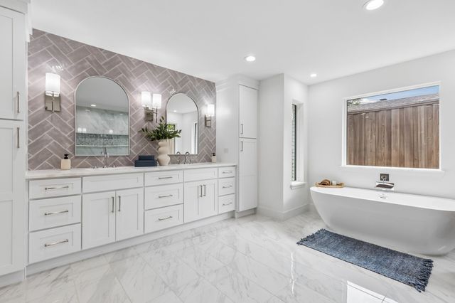 7124 Meadow Road, Dallas, TX 75230