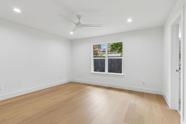 7124 Meadow Road, Dallas, TX 75230