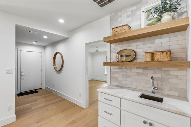 7124 Meadow Road, Dallas, TX 75230