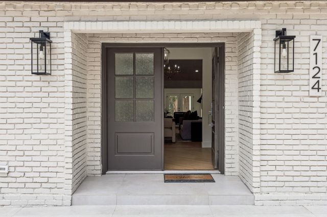 7124 Meadow Road, Dallas, TX 75230