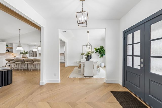 7124 Meadow Road, Dallas, TX 75230
