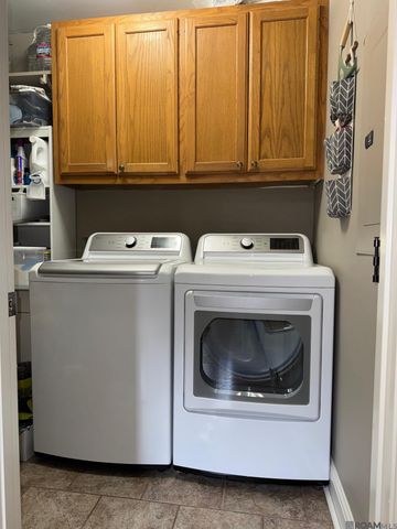 12820 Ina Dr, Walker, LA 70785