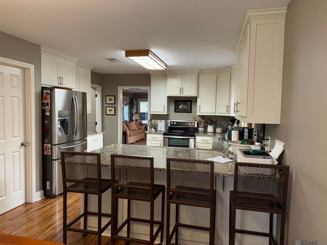 12820 Ina Dr, Walker, LA 70785