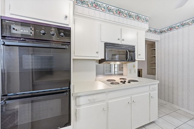 3311 Peachtree Lane, Pantego, TX 76013