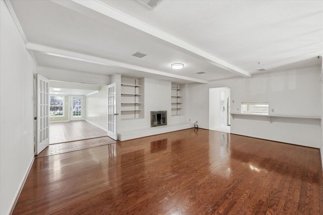 3311 Peachtree Lane, Pantego, TX 76013