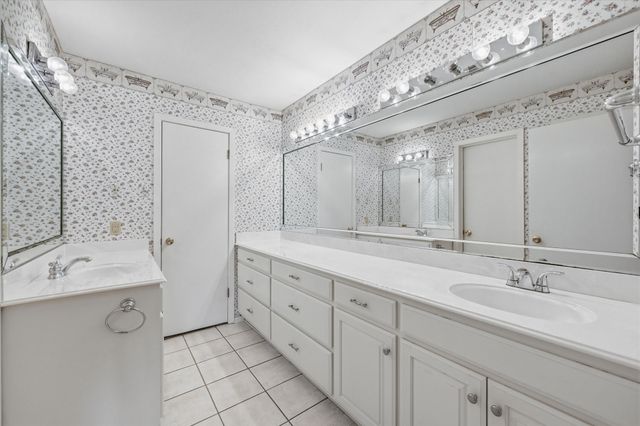 3311 Peachtree Lane, Pantego, TX 76013