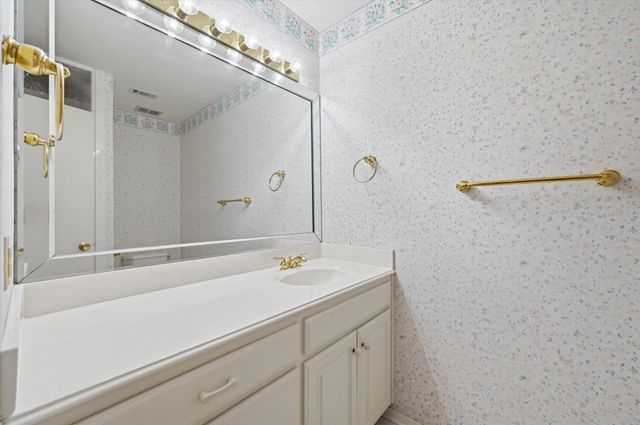 3311 Peachtree Lane, Pantego, TX 76013