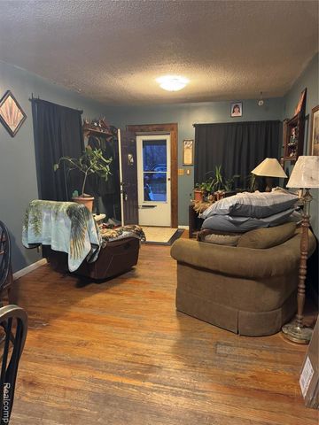 1422 Leith Street, Flint, MI 48506