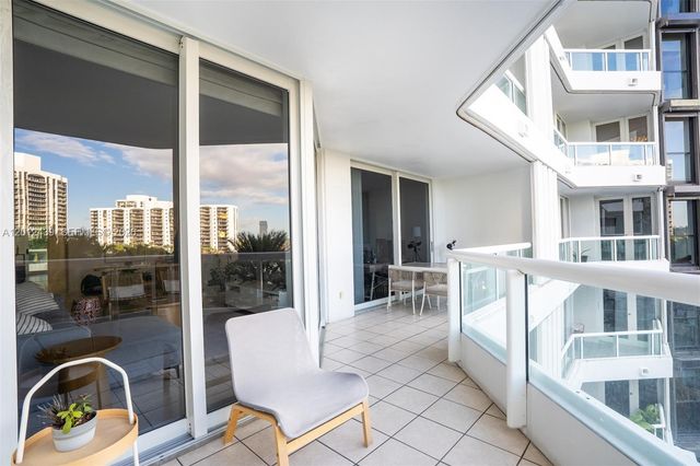 21055 Yacht Club Dr 605, Aventura, FL 33180